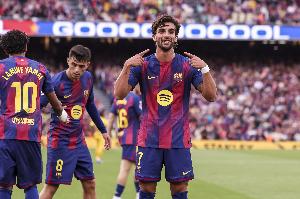 每体：费兰已同意巴黎开启转会谈判，后者将向巴萨正式提出新报价